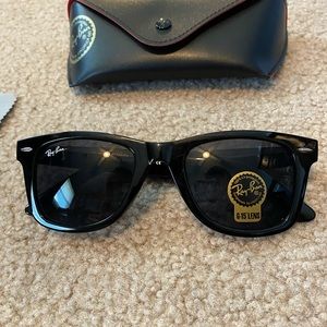 Ray ban wayfarer Sunglasses black brand new black